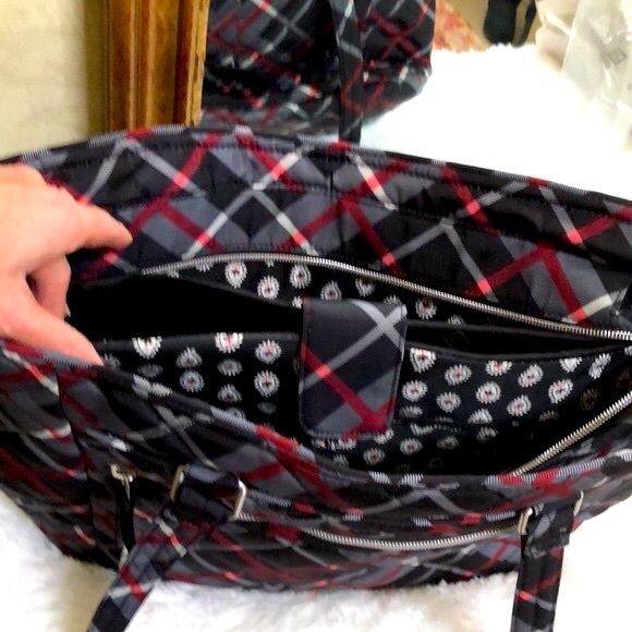 New Vera Bradley Work Tote. A nice bag with many compartments and laptop holder. - Picture 14 of 17